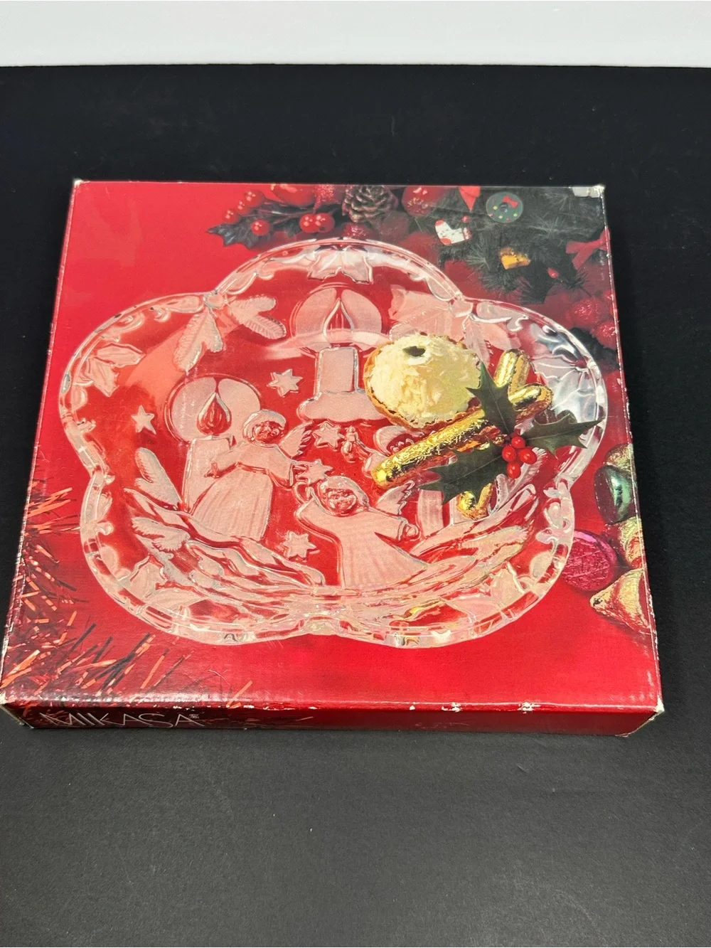 Mikasa Celebrations Holiday Lights Collection‎ Bon Bon Glass Plate 8.25